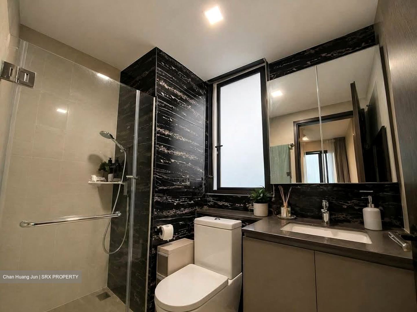 The Brownstone (D27), Condominium #551270721